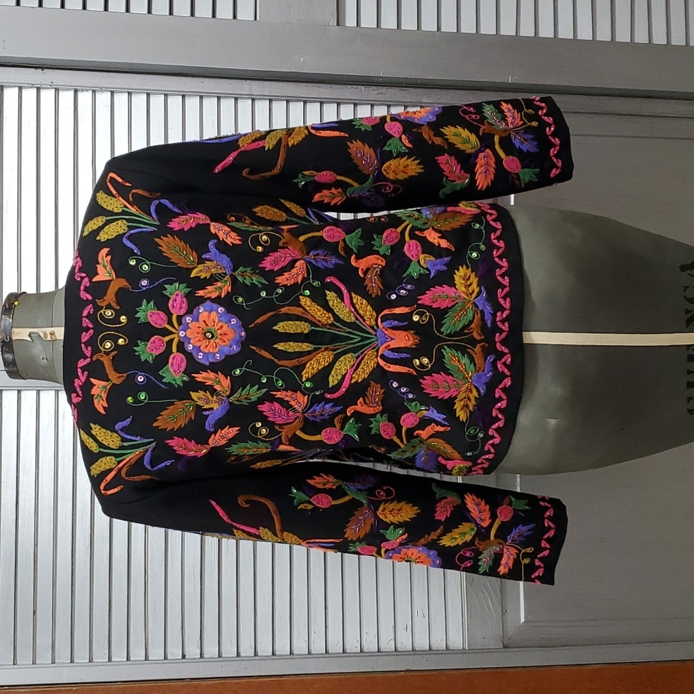 Hand Embroidered Jacket - Picture 3 of 6